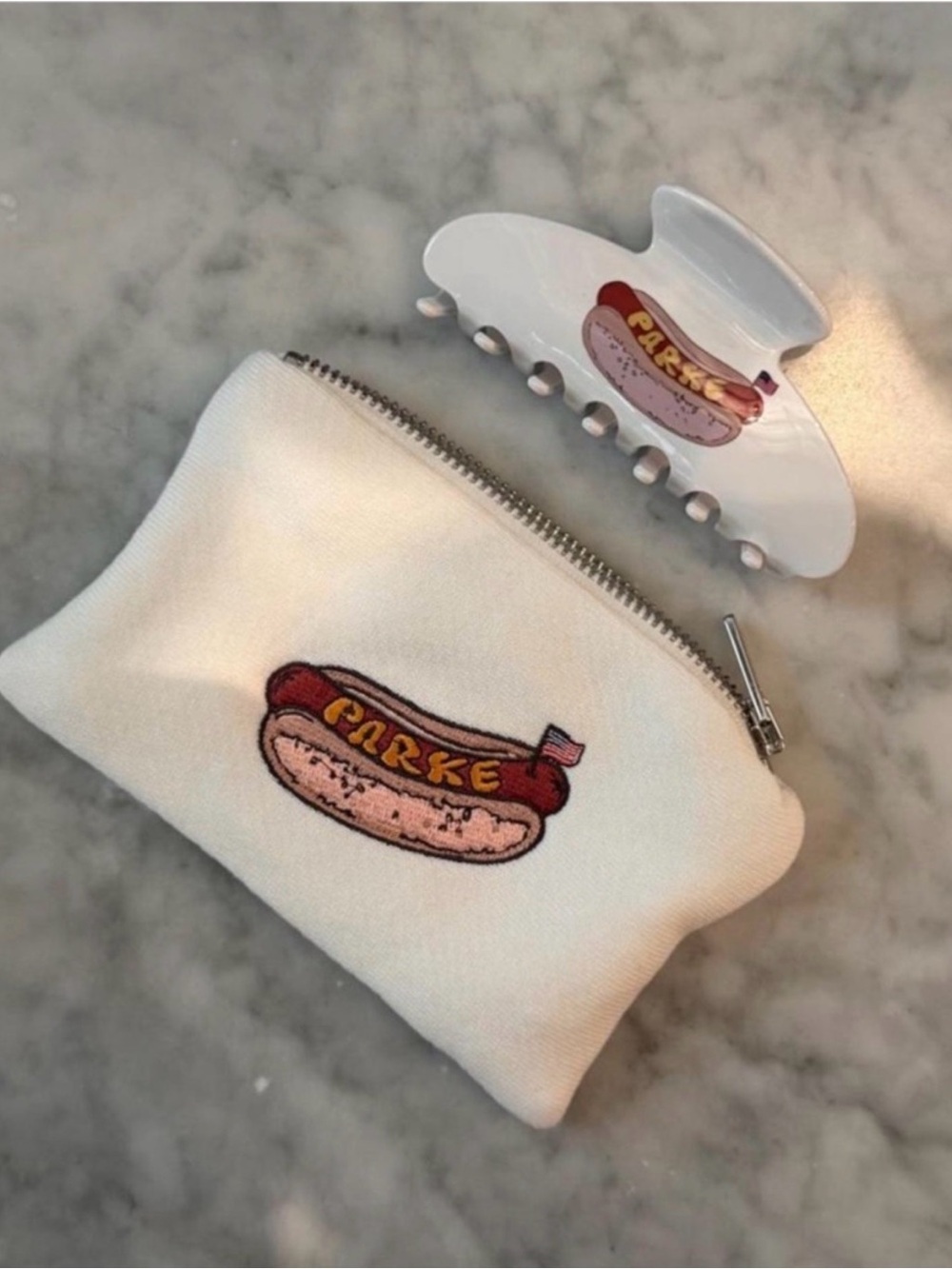 Parke hot dog claw clip